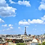 Vue Exceptionnelle Sur La Tour Eiffel