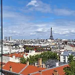 Vue Exceptionnelle Sur La Tour Eiffel