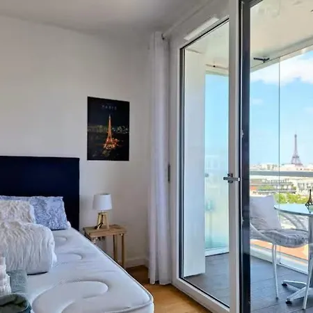 Vue Exceptionnelle Sur La Tour Eiffel Apartment Paris