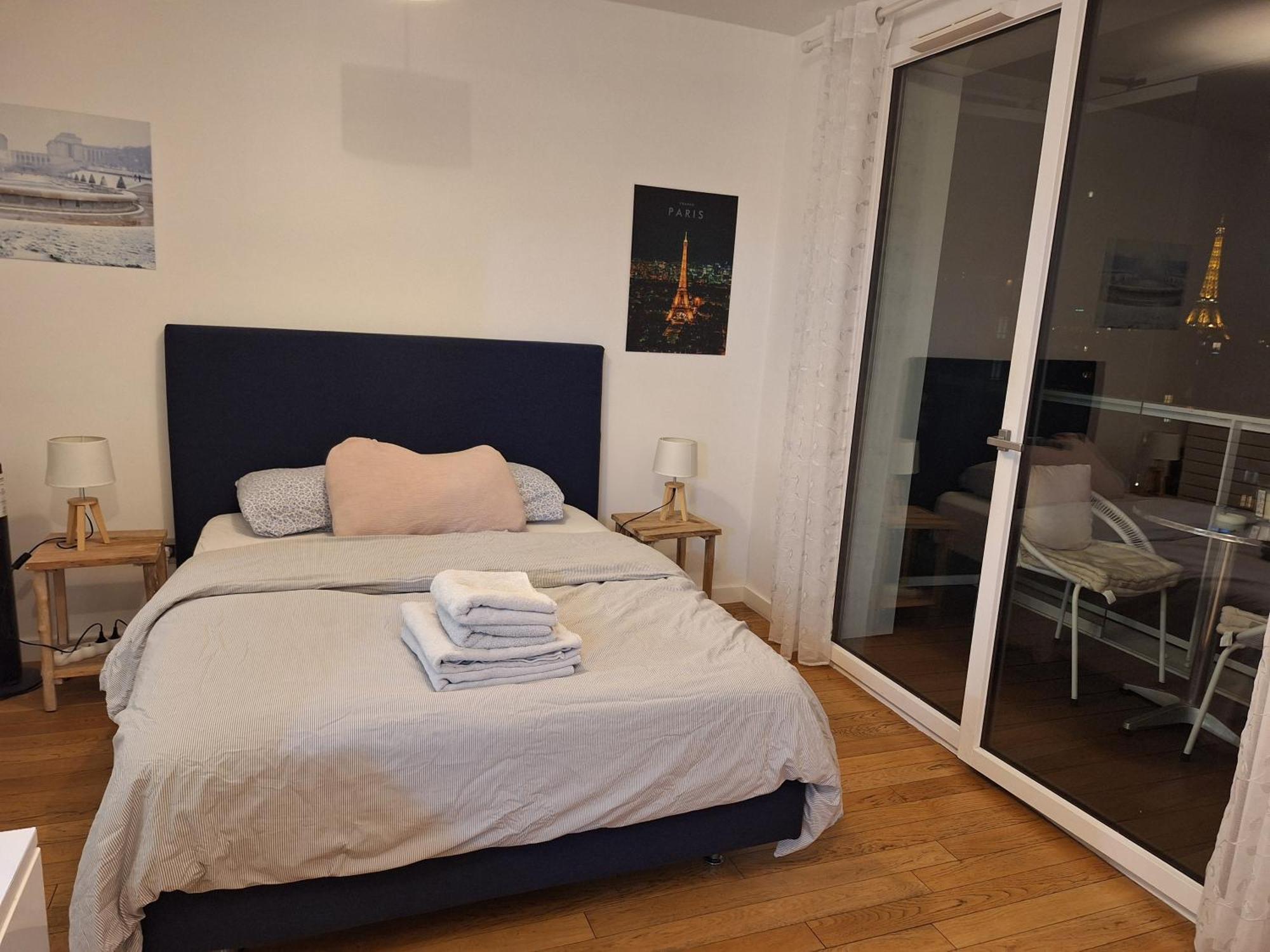 Apartment Vue Exceptionnelle Sur La Tour Eiffel